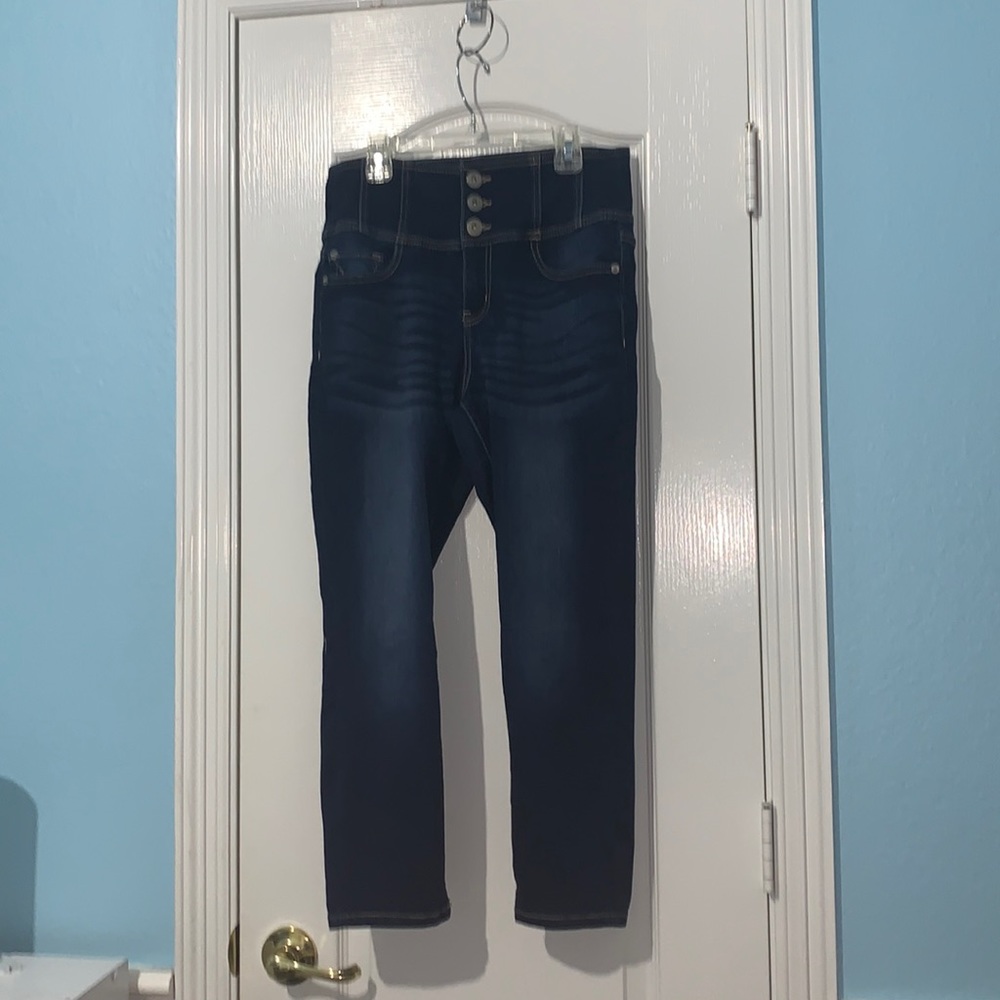 No boundaries high rise sculpting skinny crop jeans, Juniors Size 13.